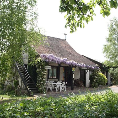 La Marechalerie Bed & Breakfast Monthodon Bagian luar foto