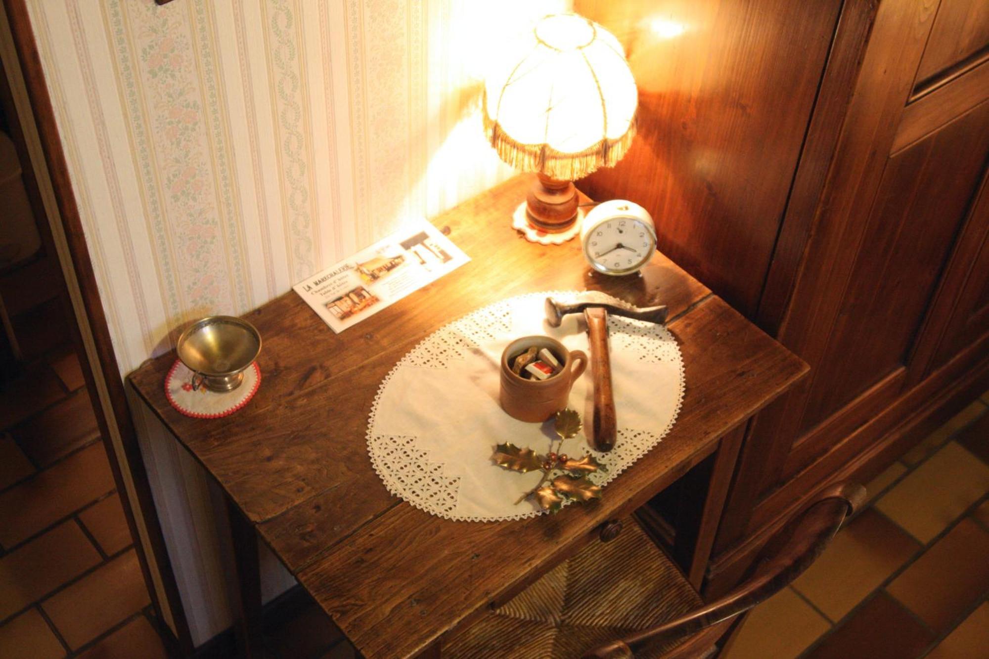 La Marechalerie Bed & Breakfast Monthodon Bagian luar foto